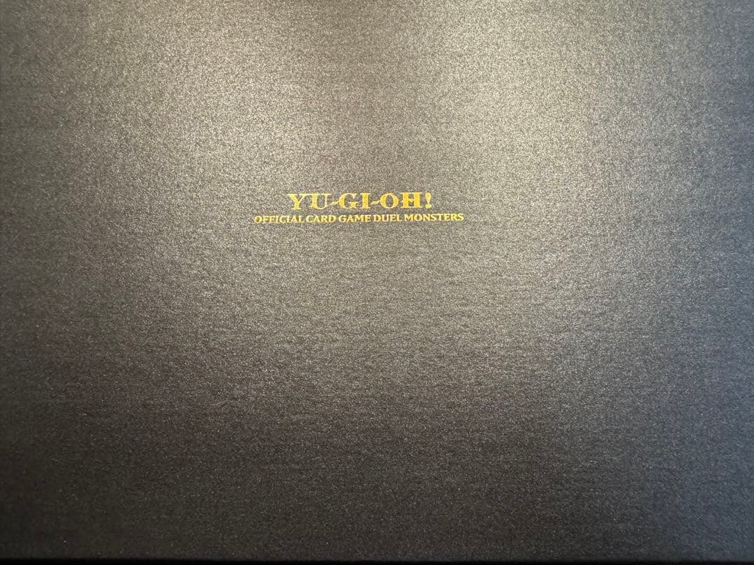 遊☆戯☆王 25周年記念商品「三幻神」スペシャルカードセット（ステンレス製）