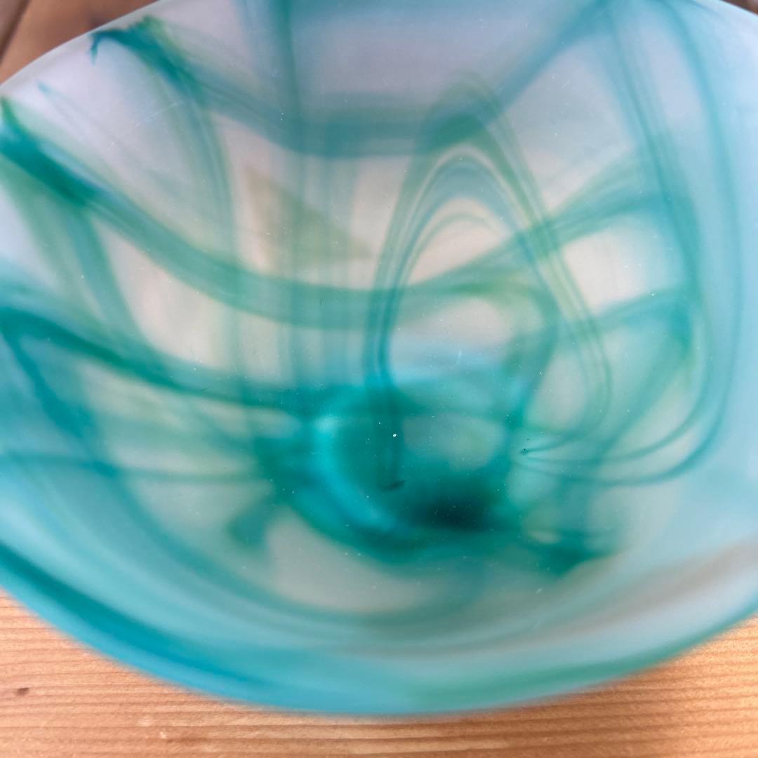 作家　ガラス作家　抹茶椀　茶道　金箔　マーブル模様　ヴァイオリン香合