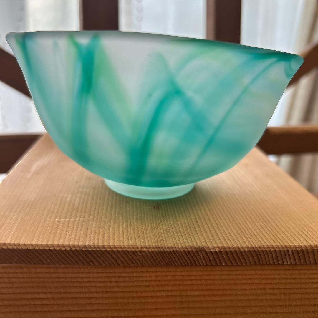 作家　ガラス作家　抹茶椀　茶道　金箔　マーブル模様　ヴァイオリン香合