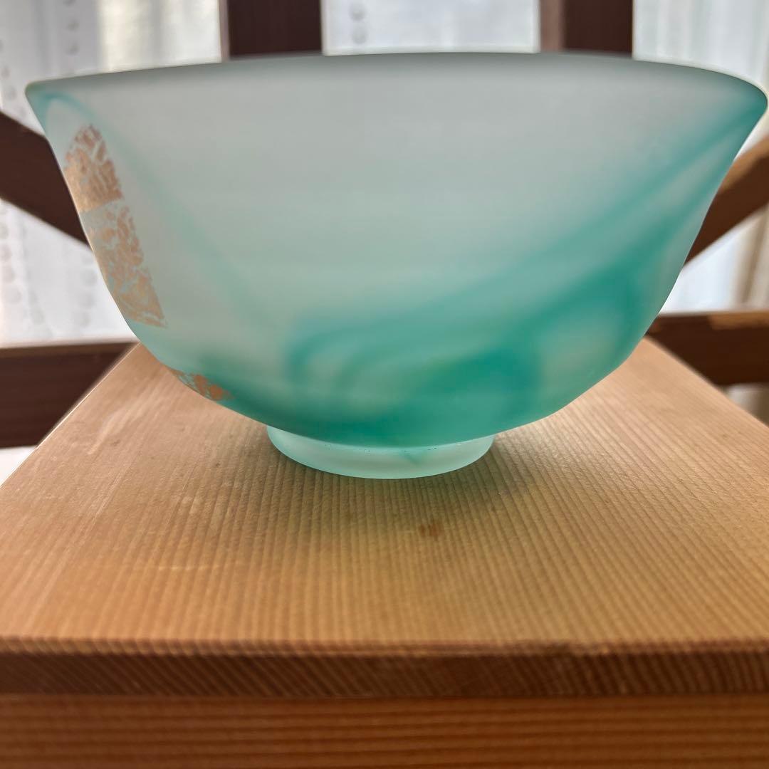 作家　ガラス作家　抹茶椀　茶道　金箔　マーブル模様　ヴァイオリン香合