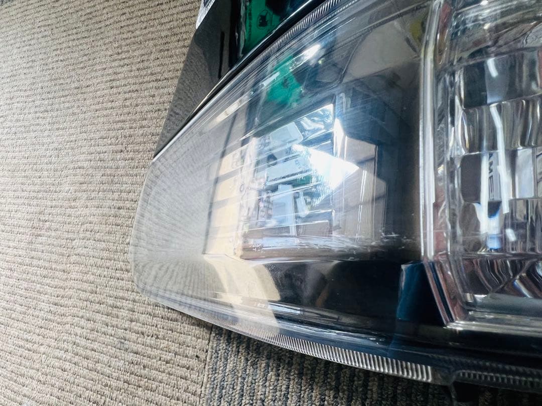 ヴェルファイア　20系 ANH20 純正テールランプ