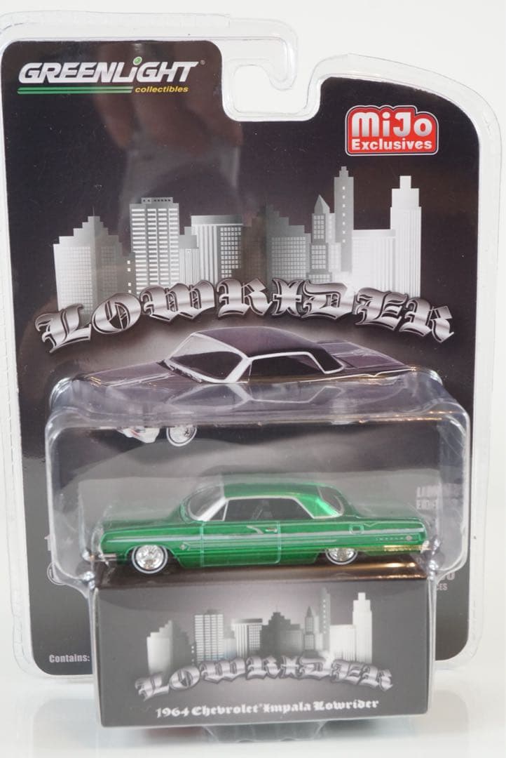 ミニカー GREENLIGHT LOWRIDERS