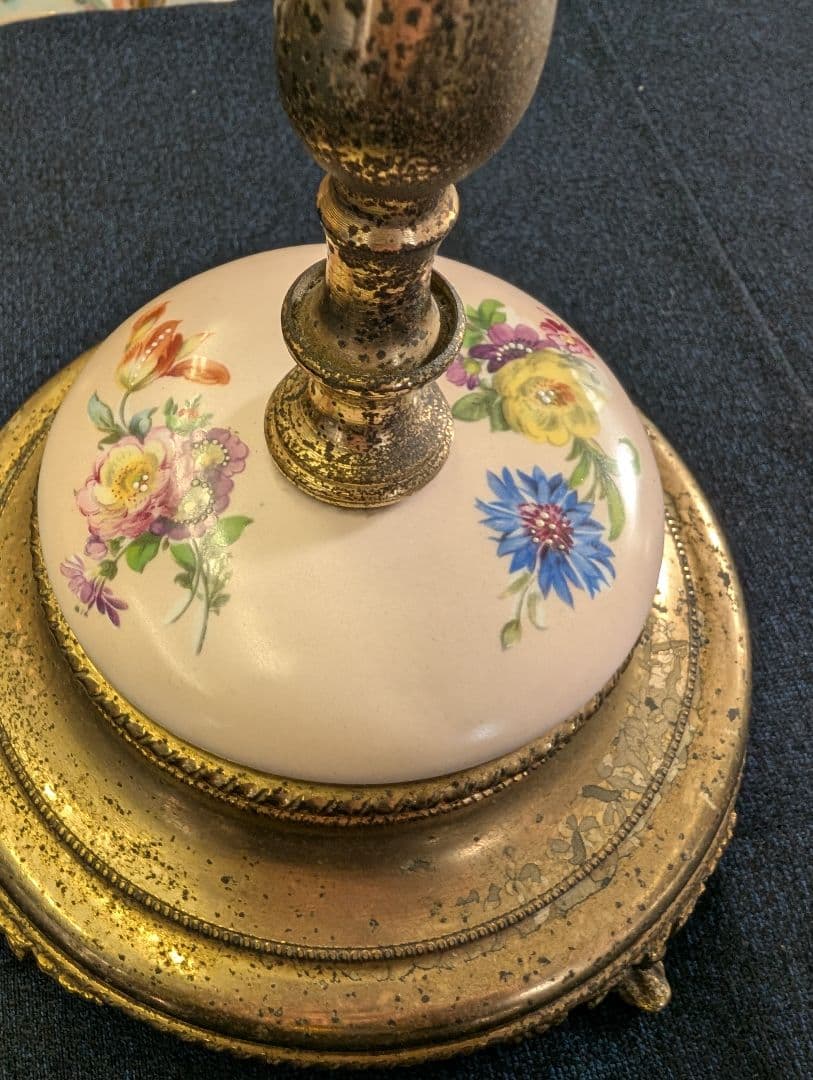 kazue　イタリー製　ヴィンテージ　スタンド式　灰皿　 花柄　ロココ調