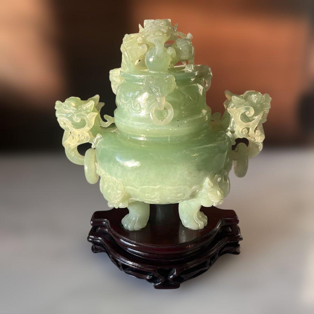 中国　古玩翡翠　玉石彫刻　香炉