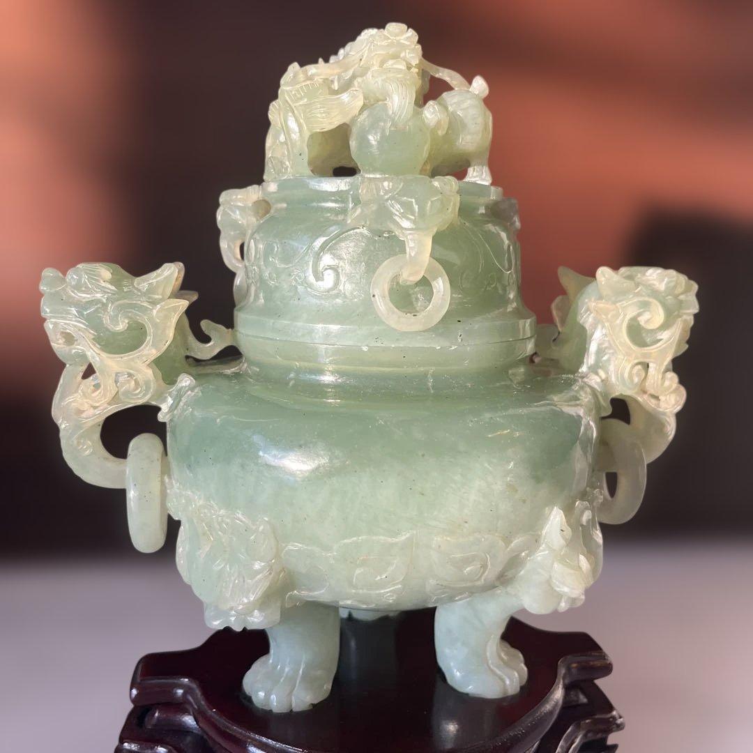 中国　古玩翡翠　玉石彫刻　香炉