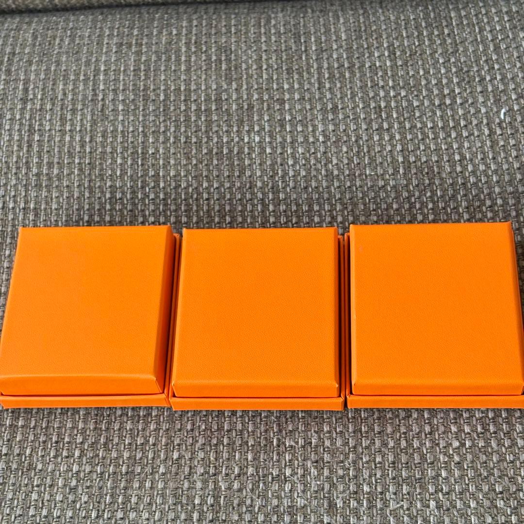 正規品　美品エルメス　時計　ネックレス　ピアスなど　入れ　空箱　巾着袋　9セット