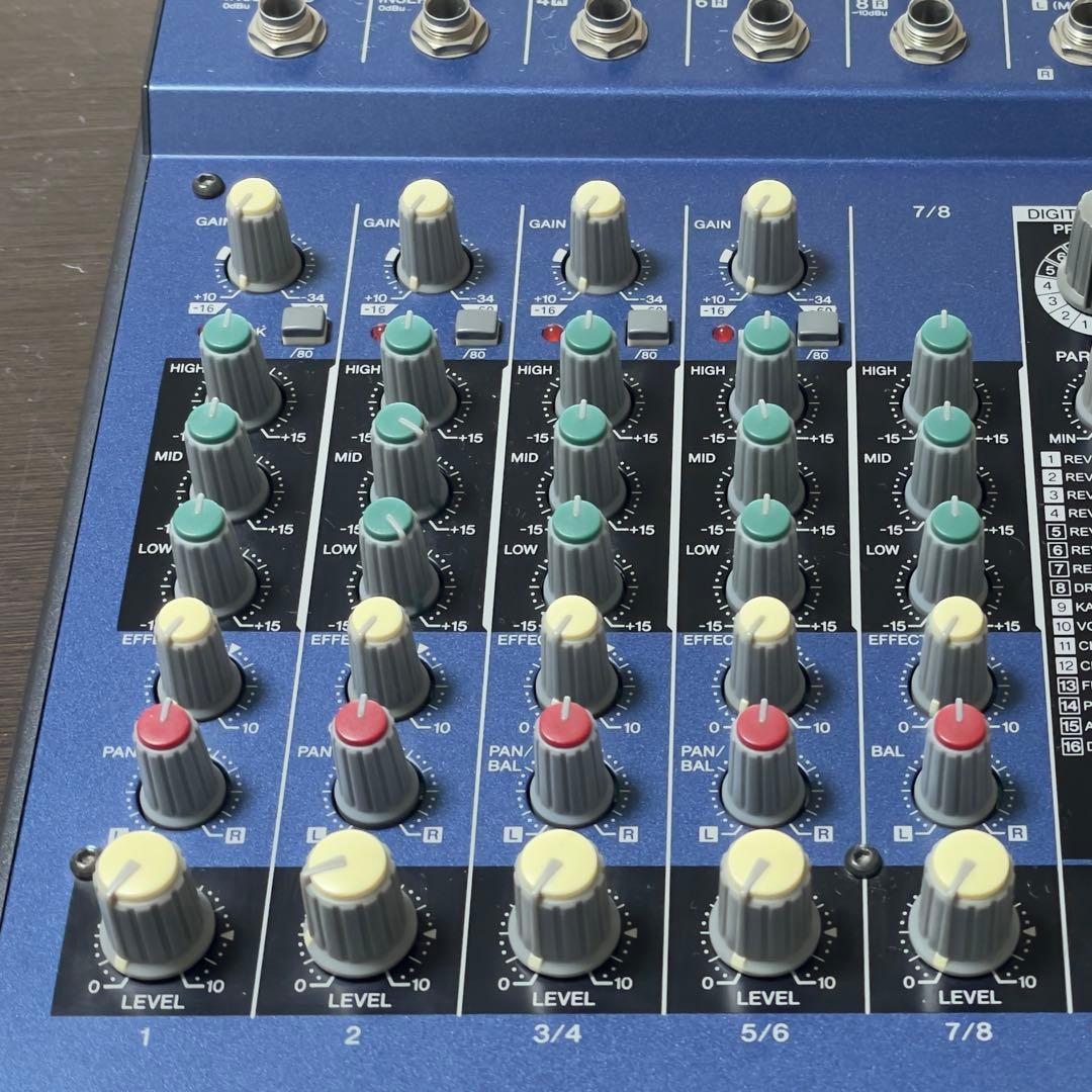 YAMAHA MG8/2FX アナログミキサー
