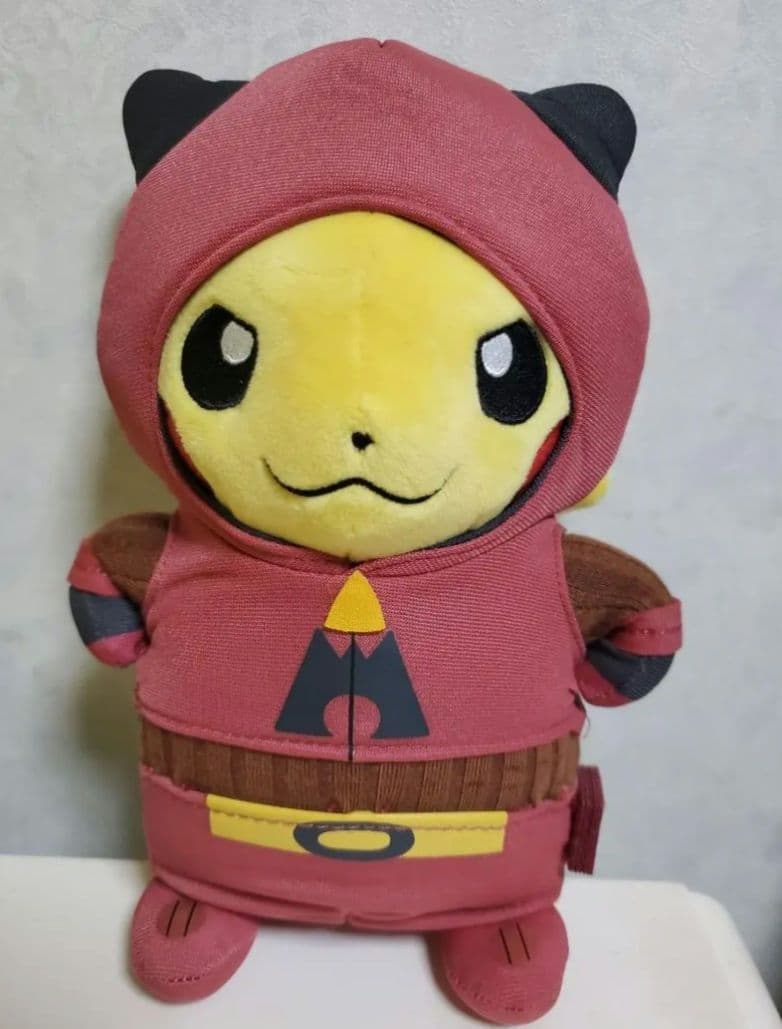 大特価！ 早い者勝ち！ ピカチュウ マグマ団 ぬいぐるみ