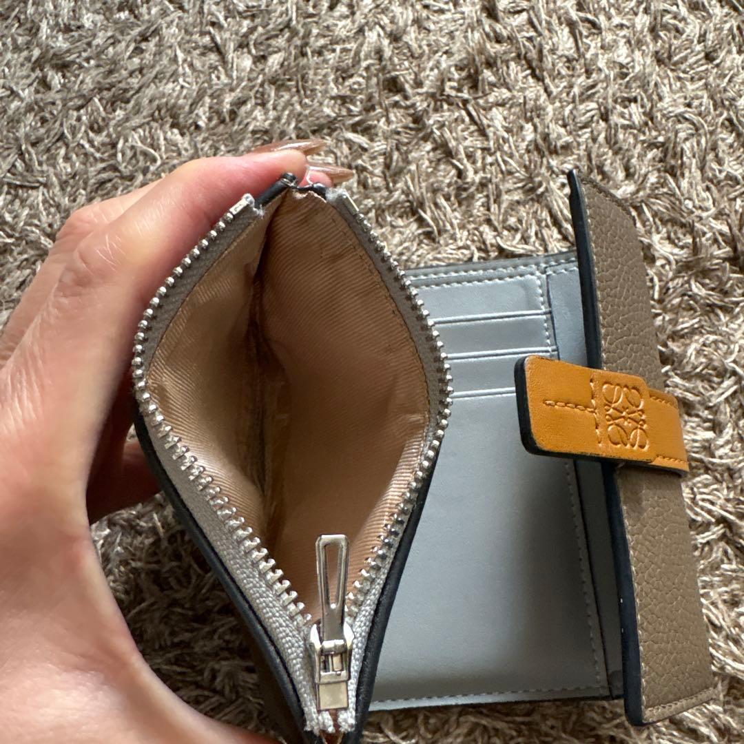 LOEWE ブラウン　三つ折り財布　コンパクト
