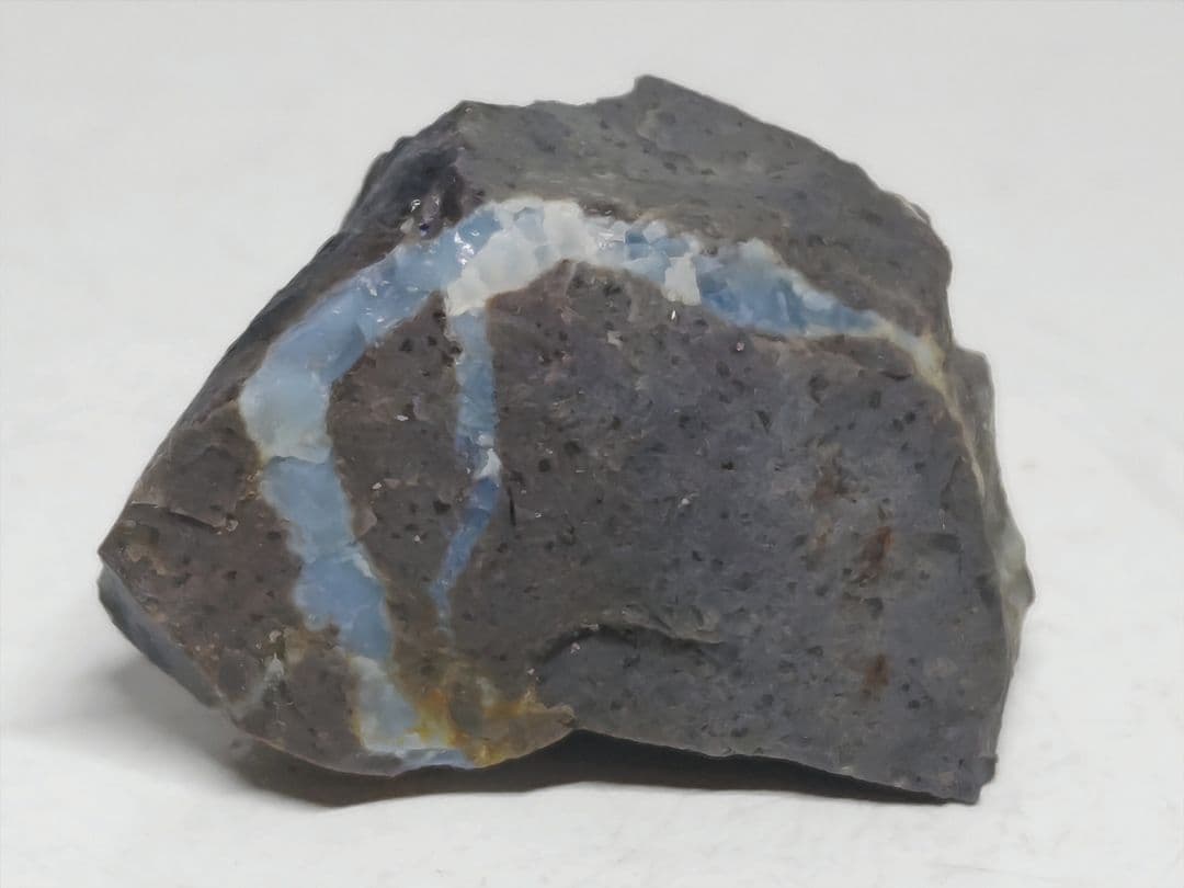 オパール 52g 蛋白石 原石 鑑賞石 自然石 誕生石 鉱物 鉱石 宝石 水石