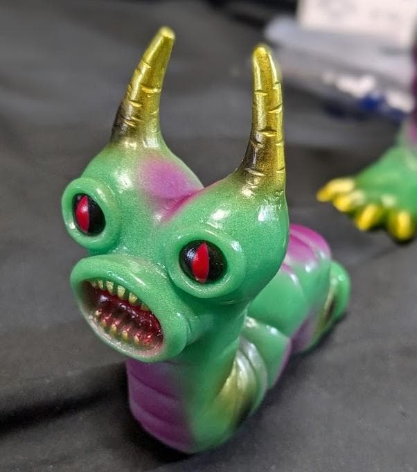 バクラー＋寄生虫「スペクトルマン」登場怪獣（メディコムトイ）蓄光ソフビフィギュア