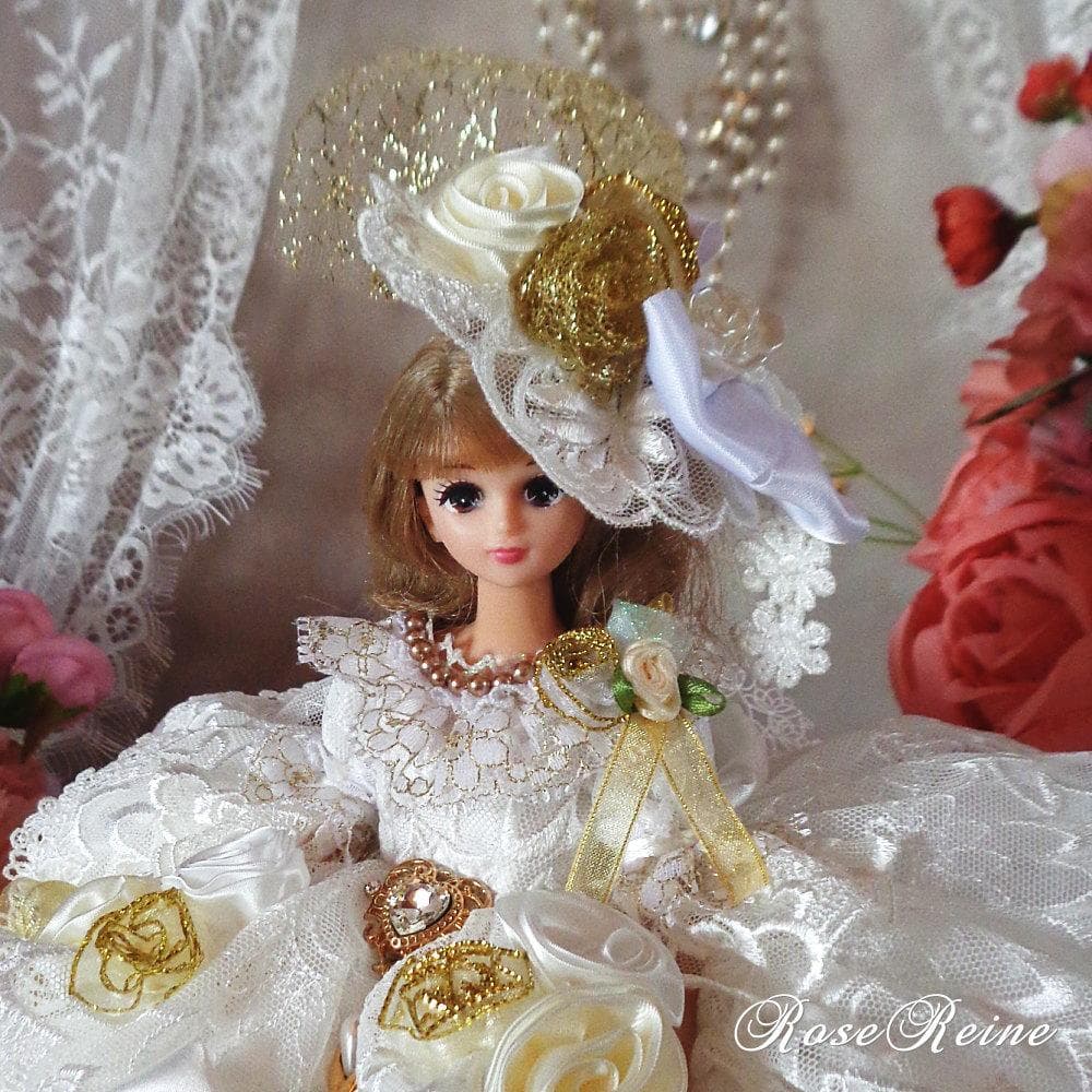 XmasSale アンネローゼ王妃 艶めくパールホワイトの豪華プリンセスドレス