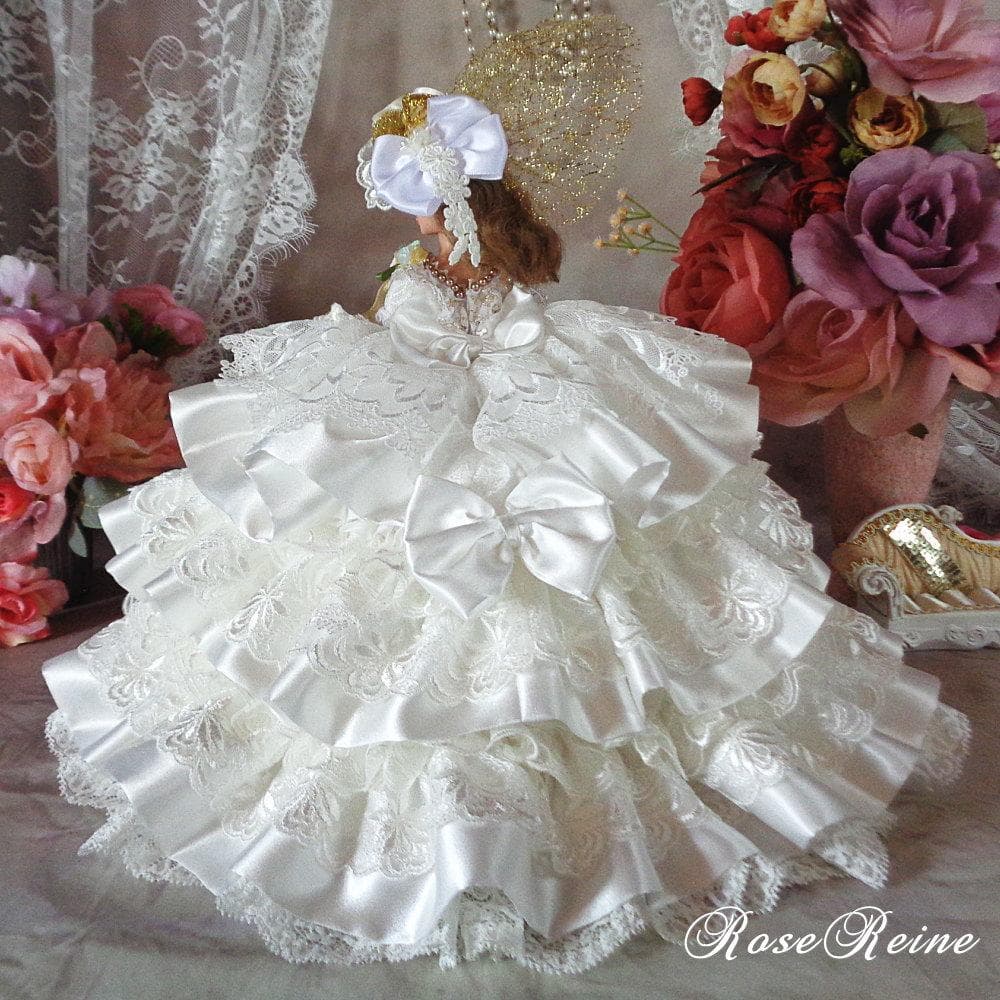 XmasSale アンネローゼ王妃 艶めくパールホワイトの豪華プリンセスドレス