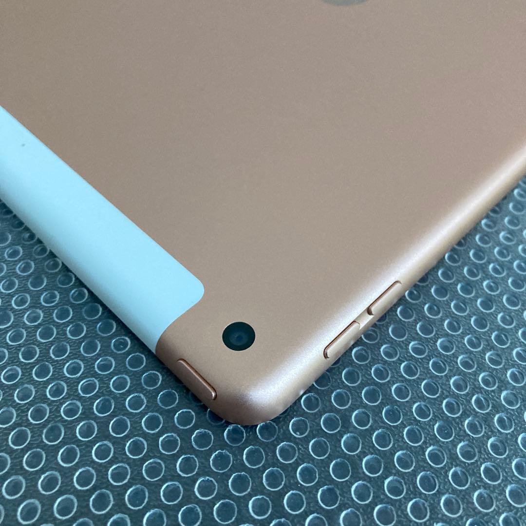 3765【早い者勝ち】iPad8 第8世代 32GB SIMフリー☆