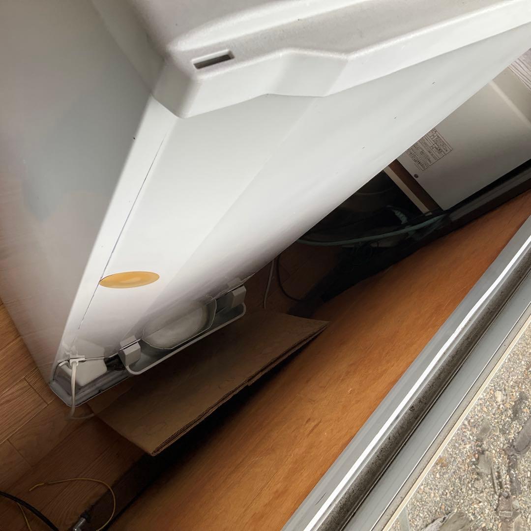 ア*レ様 ホワイト冷凍庫 ファン式　三菱　MF-U12A