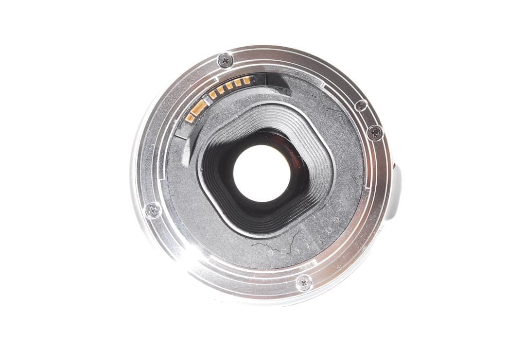 少シャッター数で美品 Canon EOS kiss x50 中望遠レンズ♪