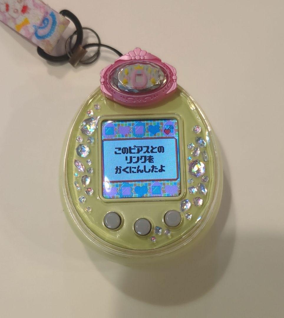 たまごっちp's イエロー たまデコピアスアニバーサリーチェンジ&ストラップ付き