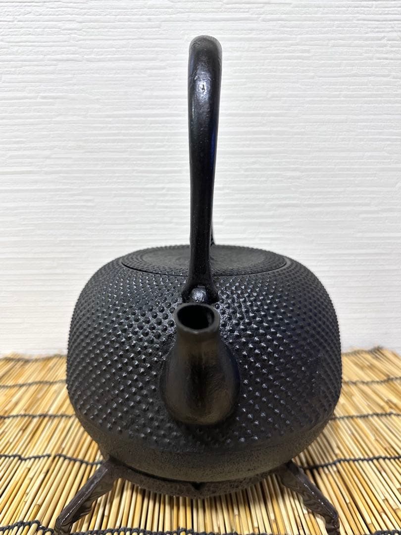 未使用品　南部成龍堂鋳造所　伝統工芸士 及川 光正(齋峰)１８型　南部鉄瓶