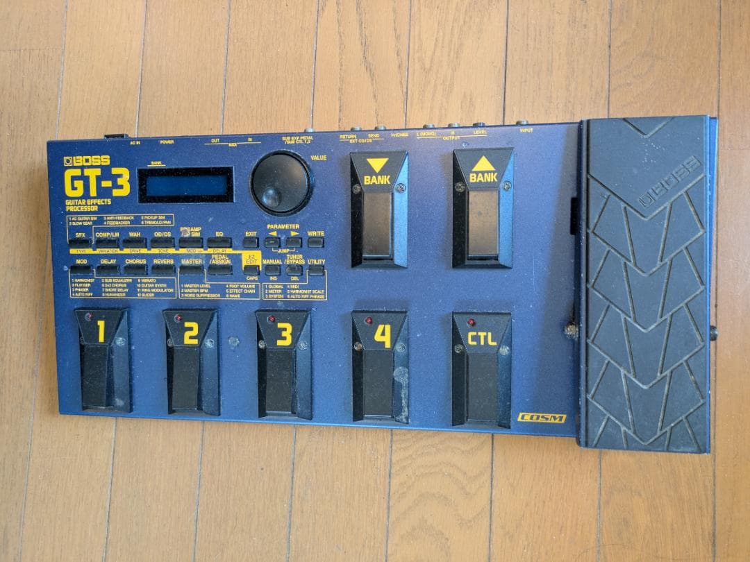 BOSS GT-3 ギターエフェクトプロセッサー