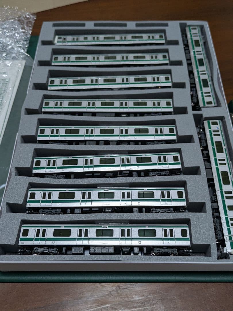 KATO E233系7000番台 Nゲージ