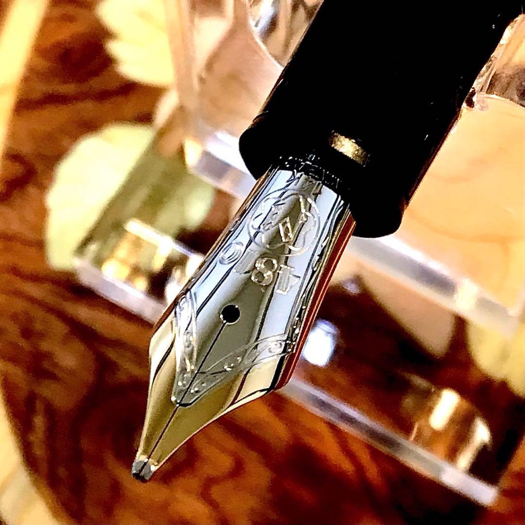 ☆最高の万年筆☆美しいモンブランマイスターシュテック146プラチナライン(B)