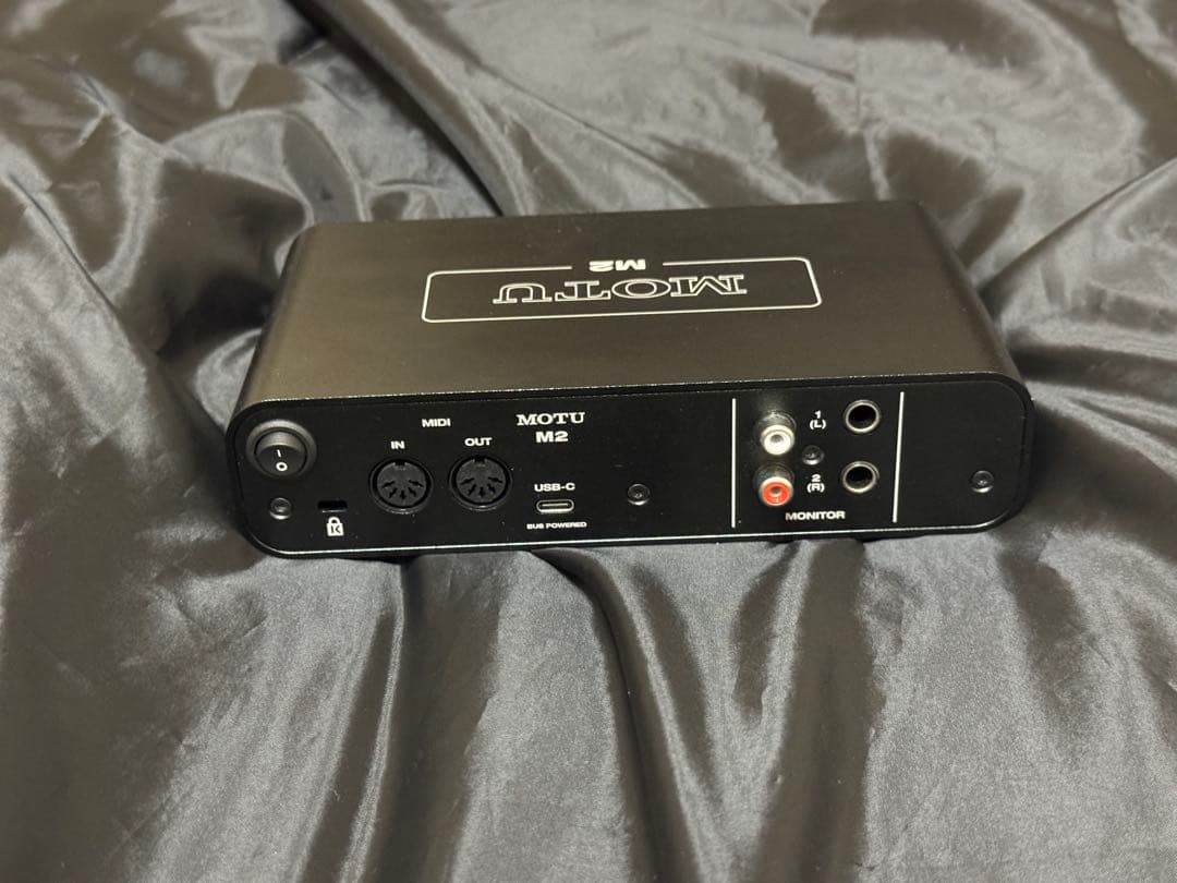 b*i様 MOTU M2 オーディオインターフェイス