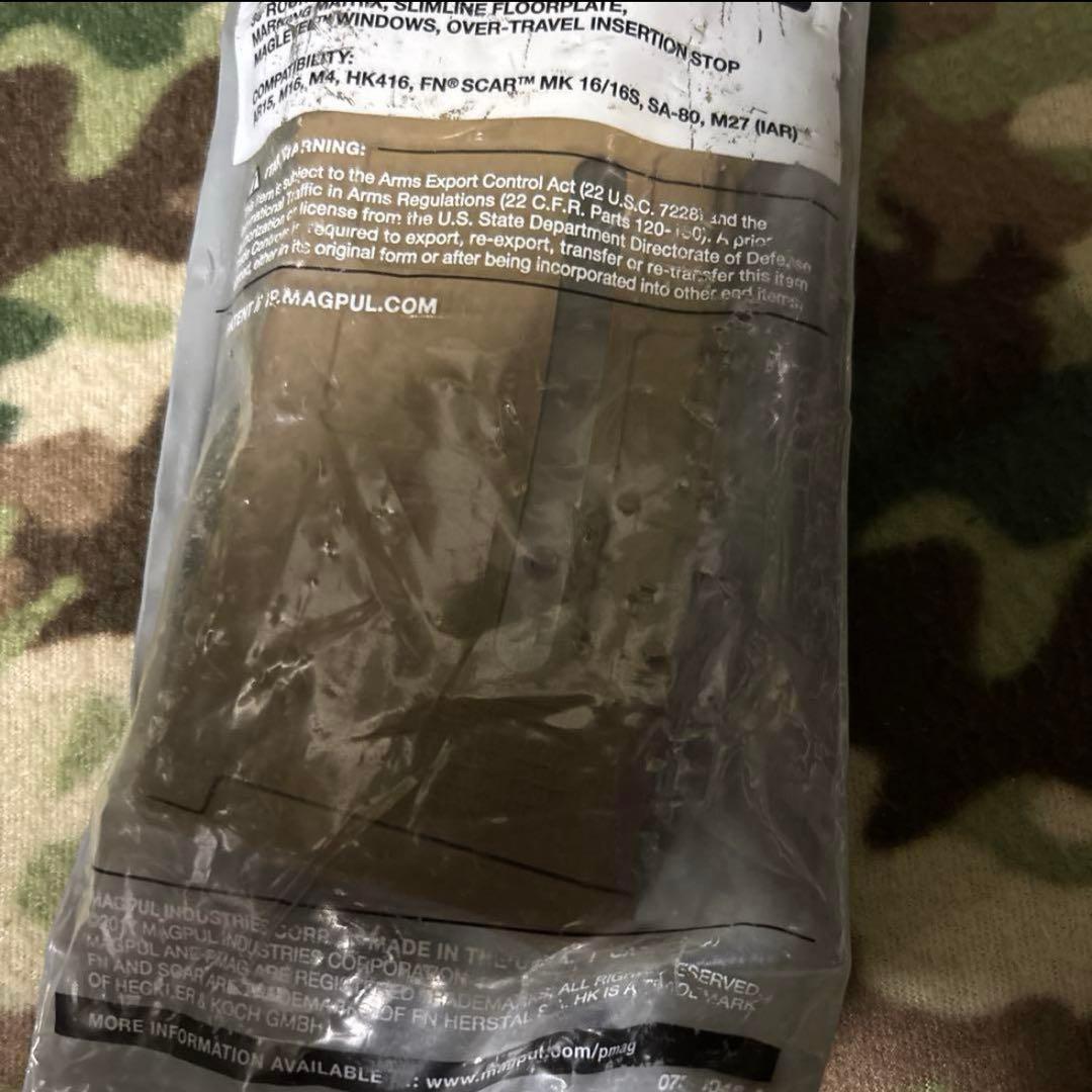 新品　未使用　米軍実物　MAGPUL PMAG 30 窓付き　マグプル　Pマグ④