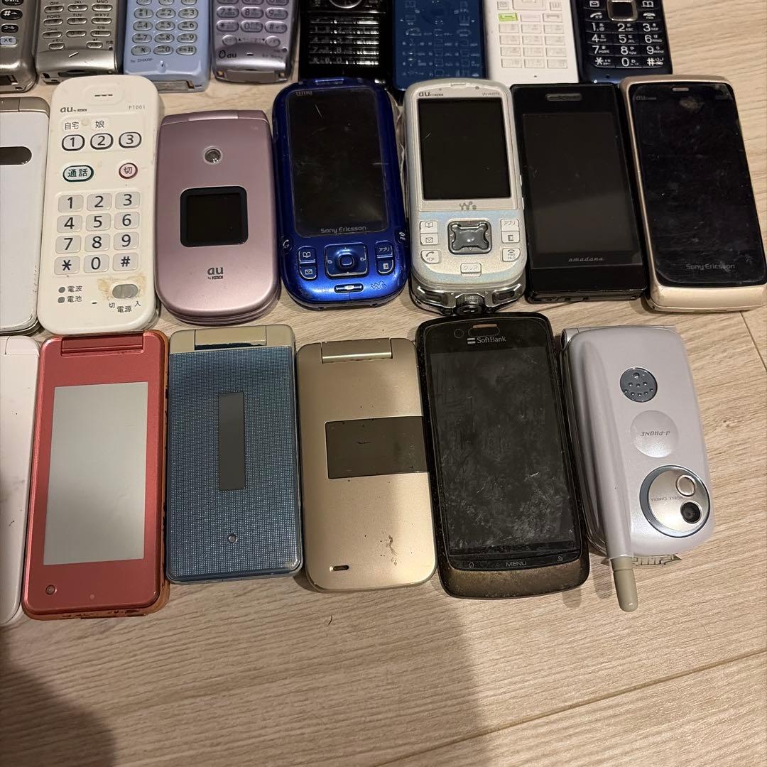 携帯電話　ガラケー　27点　まとめ売り　ジャンク品