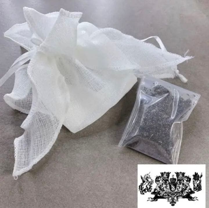 宇宙の流れ星の粉 ✨✨✨　　✨ホワイトフェアリーウィッシュ✨✨✨