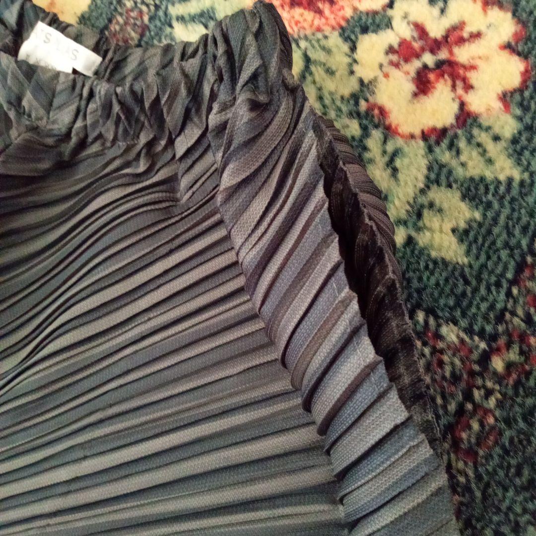 PLEATS PLEASE　ボリュームパンツ