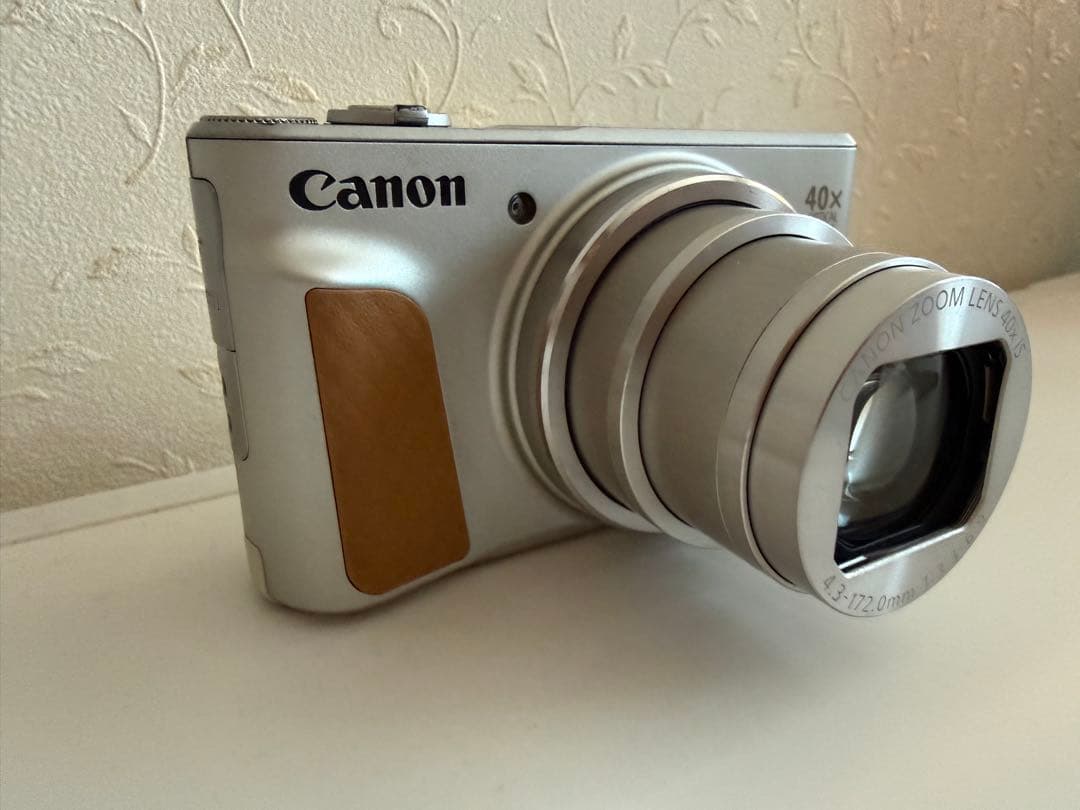 デジタルカメラCanon SX740 HS シルバー 40倍光学ズーム