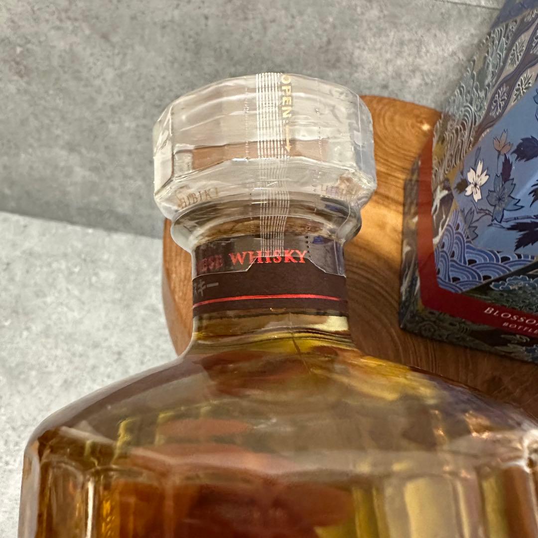 新品未開封　響　ブロッサムハーモニー　25年　国産ウイスキー