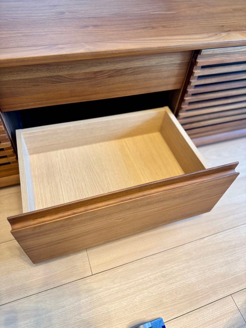 (最終値下げ・本日まで)カリモク スライドストレージTVボード QU50 送料込