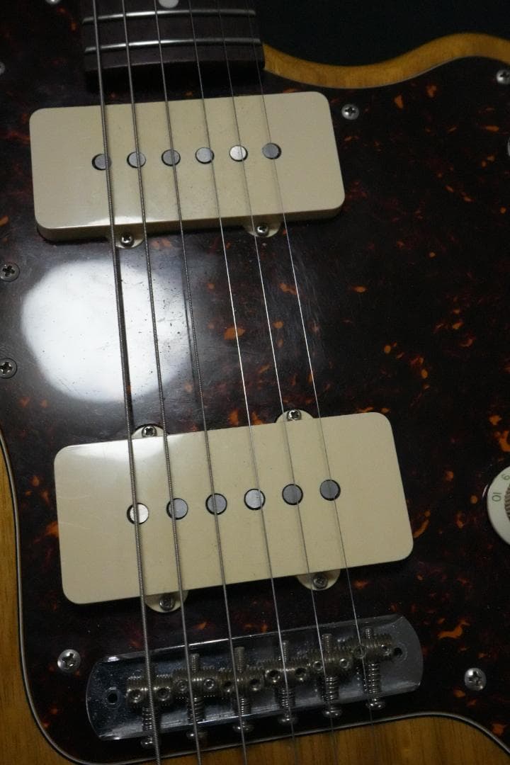 momose ジャズマスター　コリーナボディ