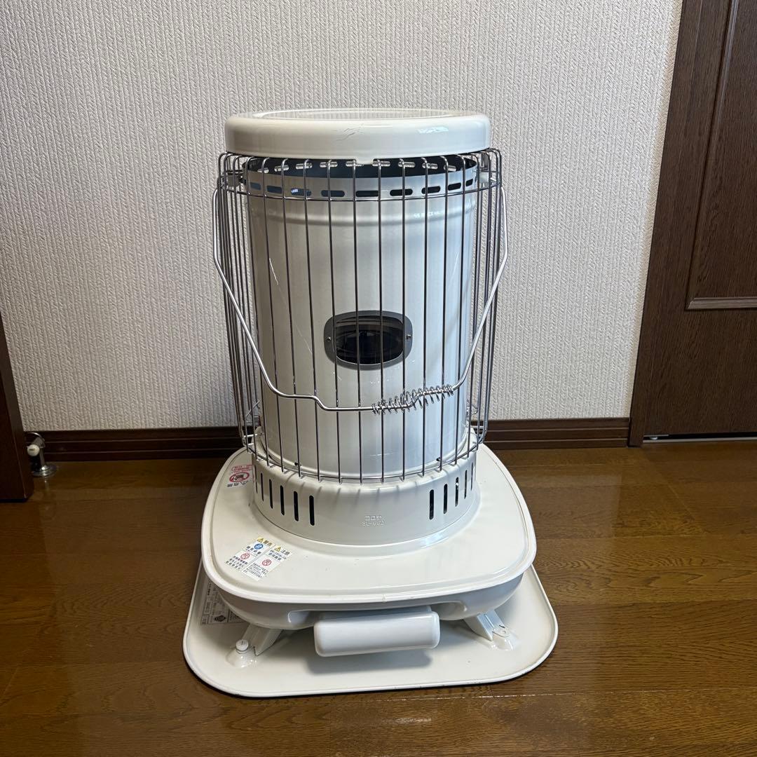★美品★ コロナ　灯油ストーブ 円筒形 ホワイト