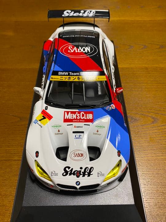 BMW Team Studie  M6GT3  1/18 ミニカー