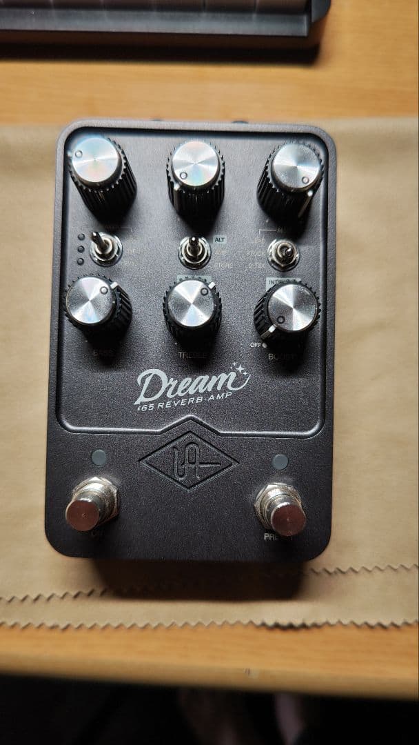 Universal Audio Dream 65 パッチケーブル付き