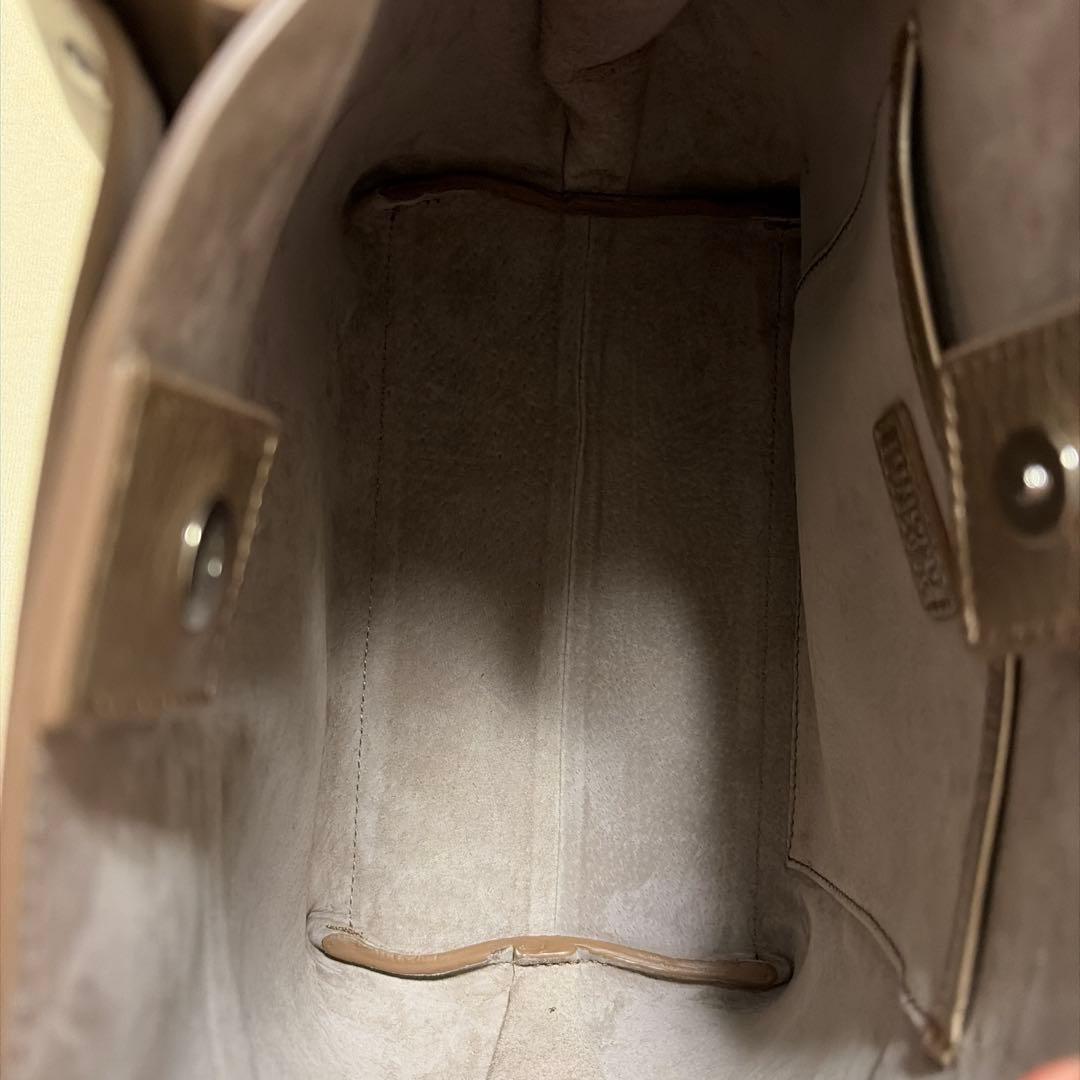 ヒロフ　メタリックゴールド レザー ハンドバッグ