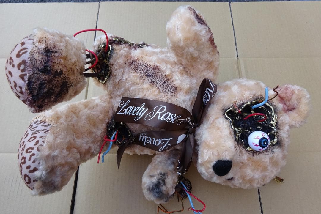 ユニークデザインのぬいぐるみ ポンコツベア 特別仕様 1点ものカスタム