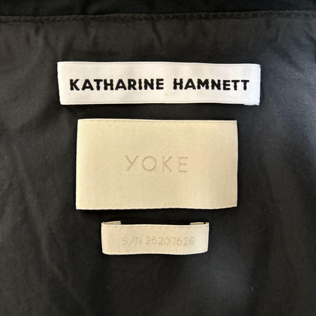 YOKE × KATHARINE HAMNETT SHORT BLOUSON