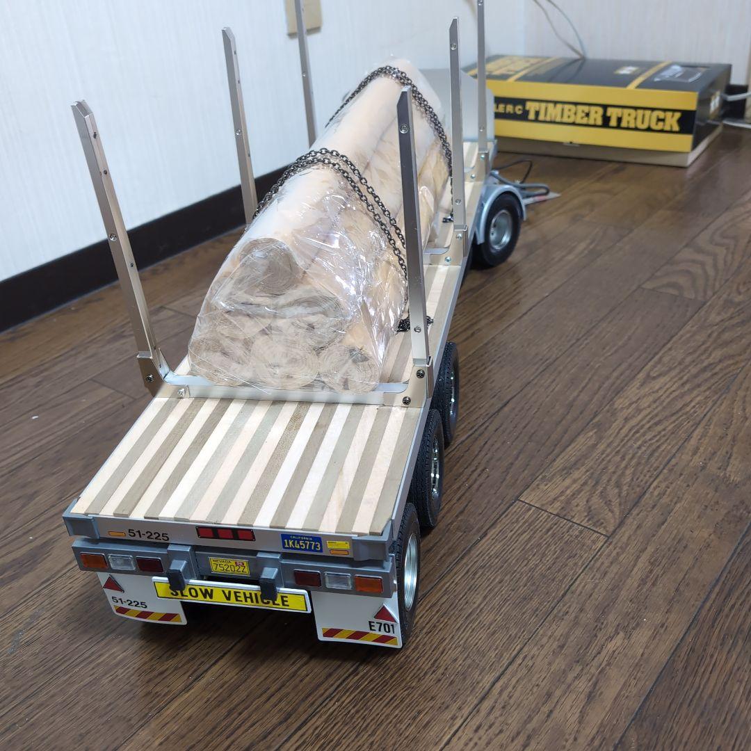 タミヤ1/14フラットベッドセミトレーラーのフルトレーラー仕様です。