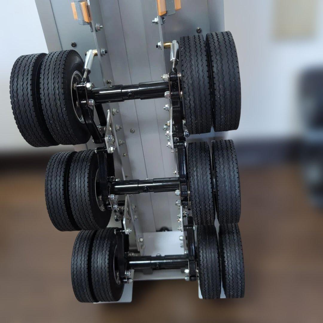 タミヤ1/14フラットベッドセミトレーラーのフルトレーラー仕様です。