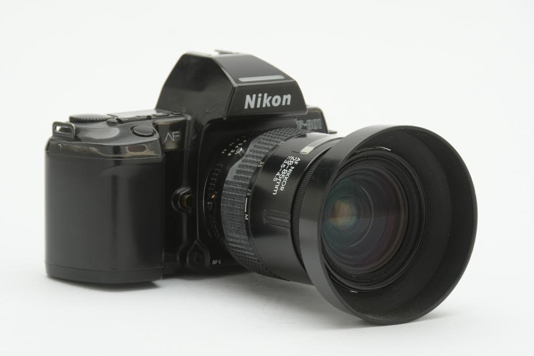 Nikon F-801 AF 一眼レフカメラ 28-85ｍｍズームレンズ付き