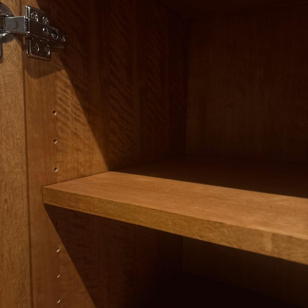 【海陸】ブラウン木製ガラス扉キャビネット