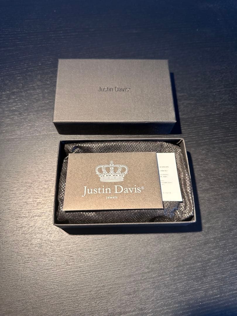 ブラックレザーキーケース