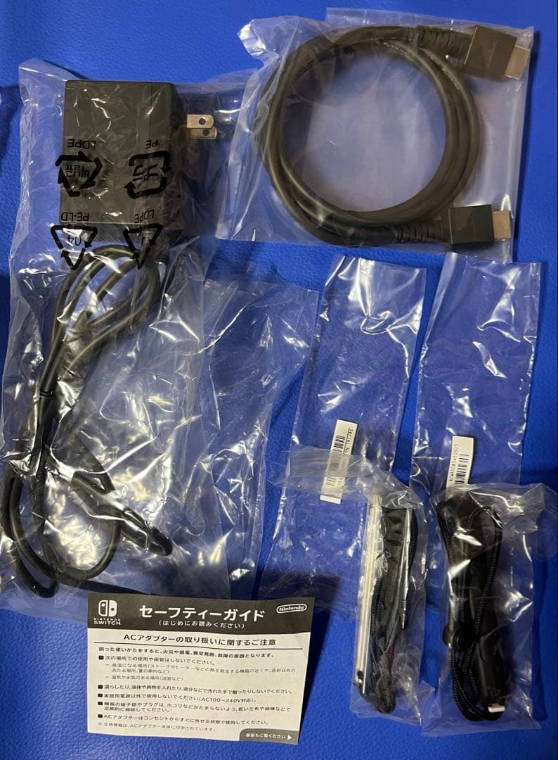 【ほぼ未使用/美品】Nintendo Switch 本体 付属品完備 ネオン