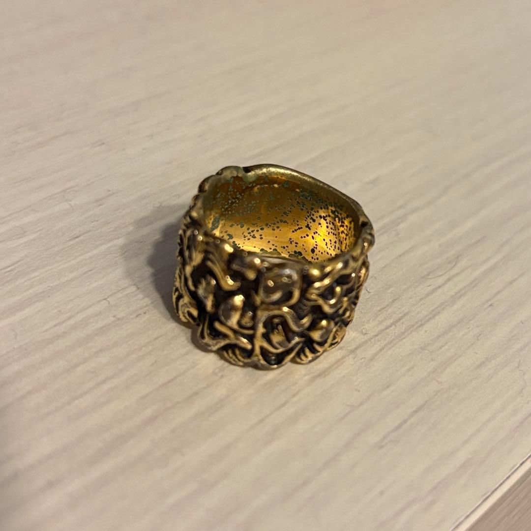 GUCCI　たてがみ　リング　ゴールド