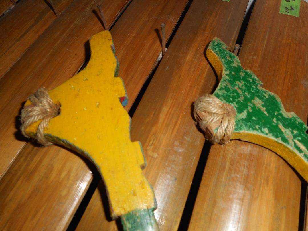 【希少美品・フィリピン民族楽器・手工品】パッタラー（竹琴）18音・専用バチ付き