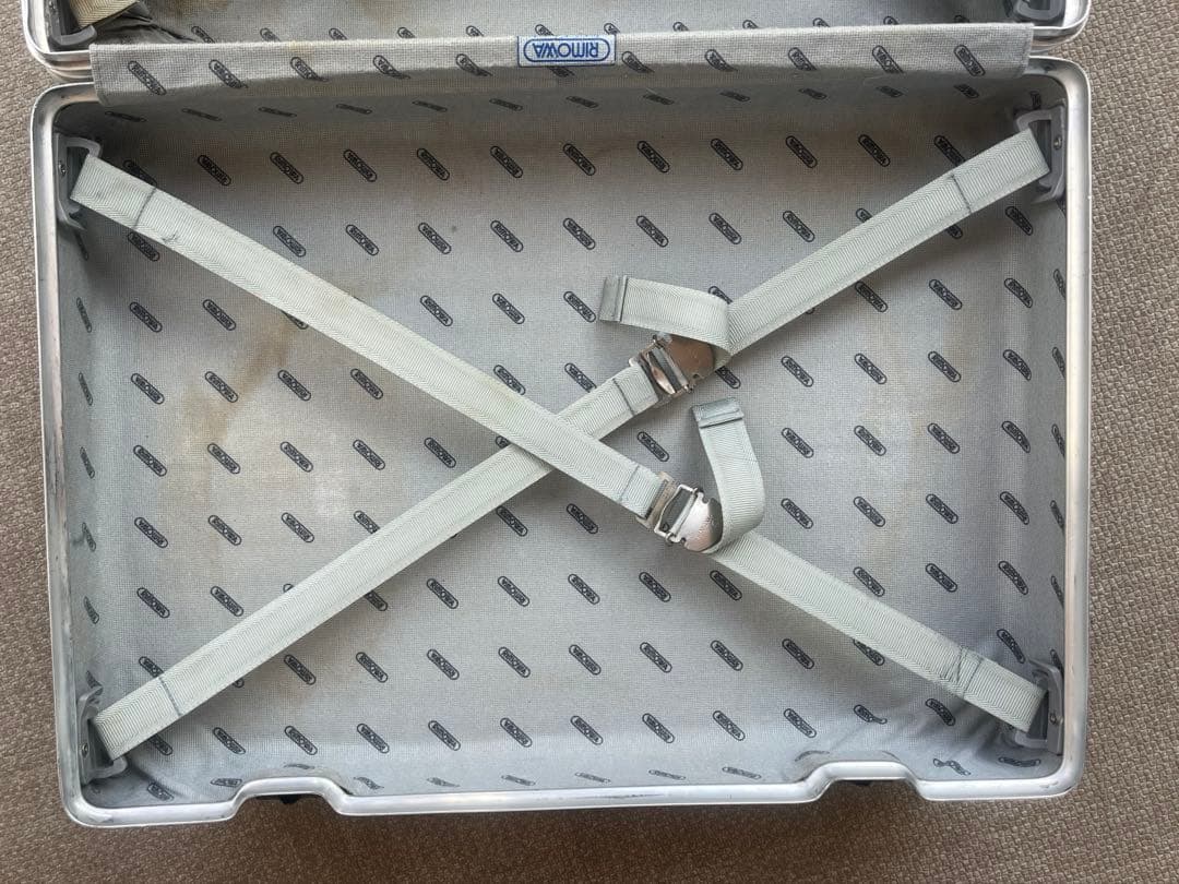 【廃番】リモワ　オパール　キャビントローリー　94752 スーツケース