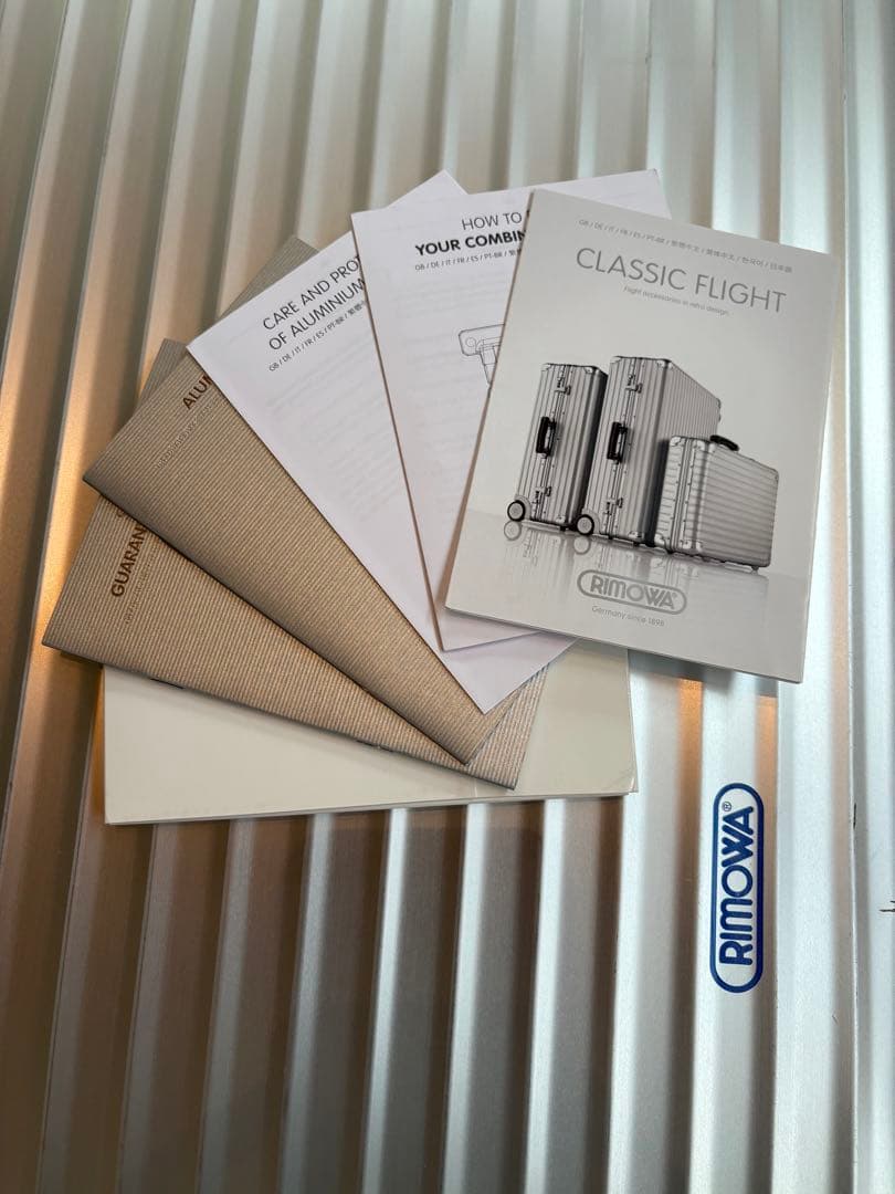 リモワRIMOWA クラシックフライトtrolley 82L 2輪廃盤モデル